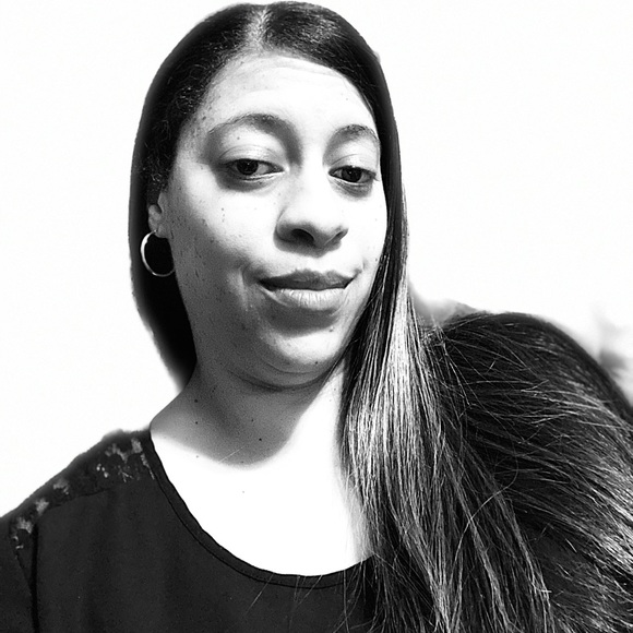 Meet your Posher, Crystal - Picture 1 of 1